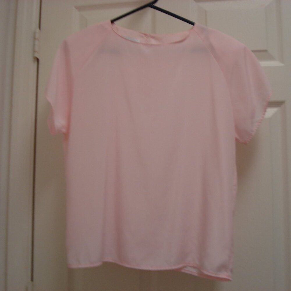 VTG Impressions of California blouse Pink Short Sleeve 100% Polyester EUC Sz Med